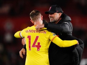 Klopp Jawab Spekulasi Jordan Henderson: Apa Dia Bilang Ingin Pergi?
