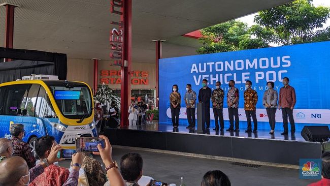 jajal mobil tanpa sopir pertama di ri menhub keren banget jollynews