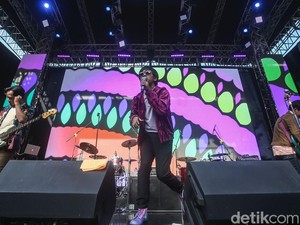 Rayakan HUT Jakarta Sekaligus Ngegalau Bareng DMasiv di Allo Bank Festival 2024