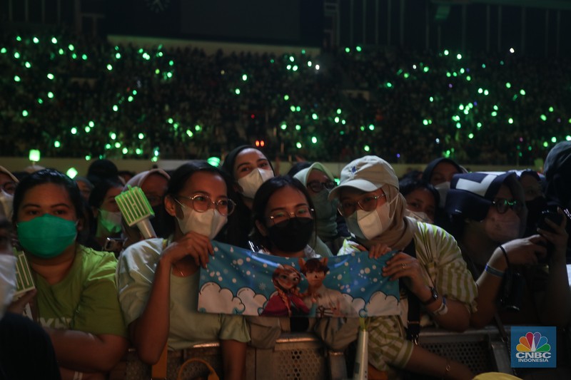 Boy band asal Korea Selatan, NCT Dream tampil dalam acara Allo Bank Festival 2022 di Istora Senayan, Jakarta, Jumat (20/5/2022). Allo Bank Festival pada hari pertama menampilkan berbagai musisi Indonesia dan Korean POP seperti NCT Dream, Raisa, Rizky Febian dan Kahitna. (CNBC Indonesia/ Andrean Kristianto)