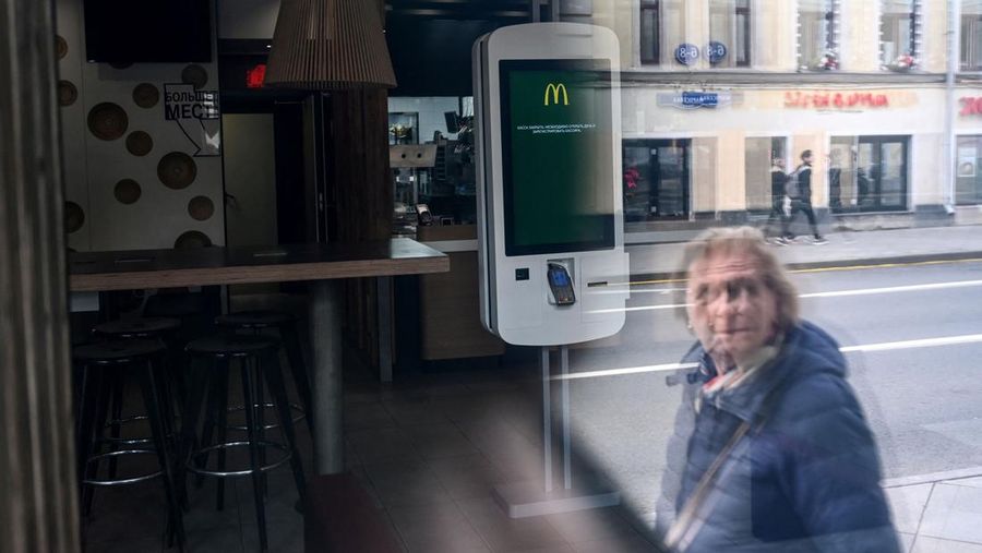 MOSCOW, RUSSIA - MAY 16: A view of McDonald's restaurant serving in the capital Moscow of Russia on May 16 2022. US fast food restaurant chain McDonald's has announced that it will exit the Russian market, where it has been operating for more than 30 years. (Photo by Sefa Karacan/Anadolu Agency via Getty Images)