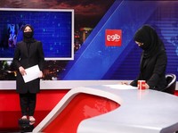 Potret Presenter TV Afghanistan yang Diwajibkan Memakai Cadar