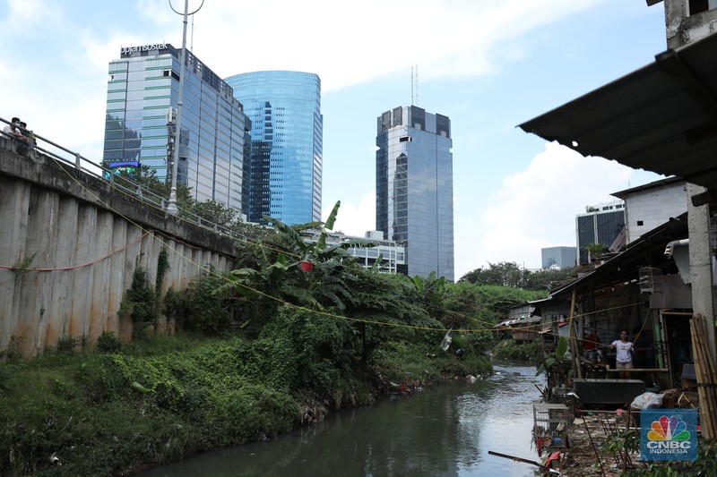 Warung kerek di Kampung Kebalen VII, Mampang Prapatan, Jakarta, Senin (23/5/2022). (CNBC Indonesia/ Tri Susilo)