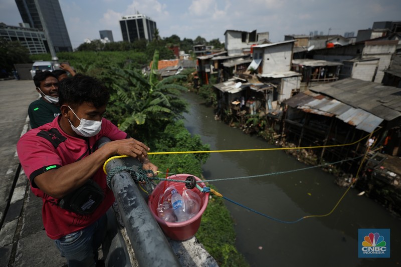 Warung kerek di Kampung Kebalen VII, Mampang Prapatan, Jakarta, Senin (23/5/2022). (CNBC Indonesia/ Tri Susilo)