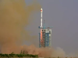 China Siapkan 200 Ribu Satelit, Tantang Dominasi Starlink di Orbit