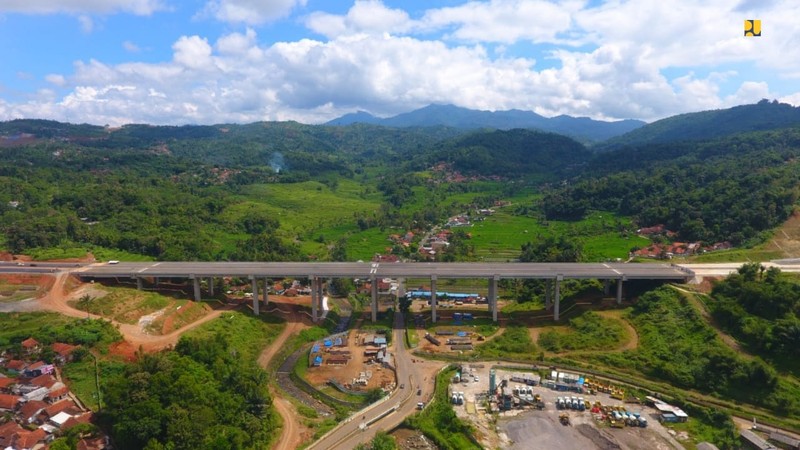 Jalan tol Cileunyi - Sumedang - Dawuan (Cisumdawu Jalan tol Cileunyi - Sumedang - Dawuan (Cisumdawu). (Dok. Kementerian PUPR)
