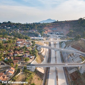 Di Bawah Jalan Meliuk-Liuk, Tol RI Ini Ada Terowongan Kembar
