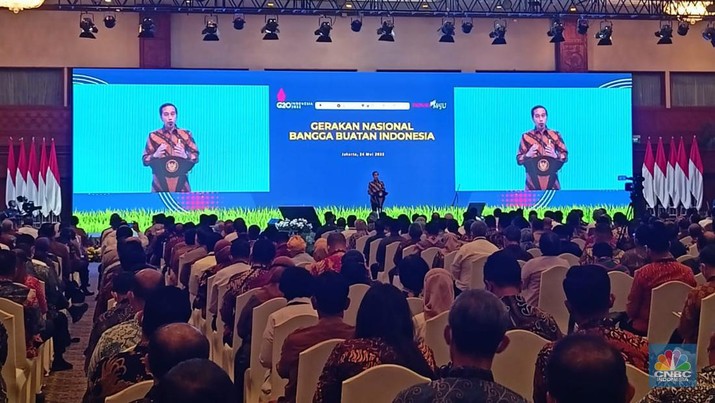 Presiden Joko Widodo Memberikan Sambutan dalam acara Gerakan Nasional Bangga Buatan Indonesia. (CNBC Indonesia/ Ferry Sandi)
