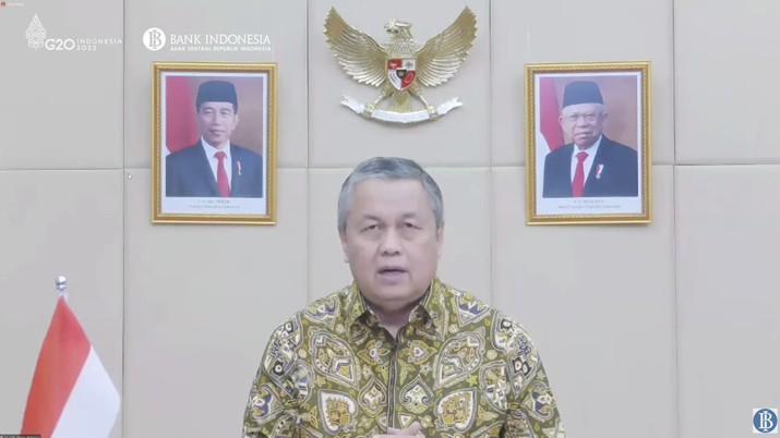 Rapat Dewan Gubernur Bulanan Bulan Mei 2022 Gubernur Bank Indonesia Perry Warjiyo Memberikan Keterangan Pers Mengenai Pengumuman Hasil Rapat Dewan Gubernur Bulanan Bulan Mei 2022. (Tangkapan Layar Youtube Bank Indonesia)