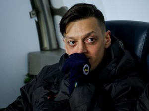 Mesut Oezil Dituding Ekstremis Sayap Kanan, Ditolak Mantan Klubnya