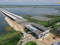Ternyata Ada Tanggul Raksasa di Proyek 'Tol Atlantis' Jawa