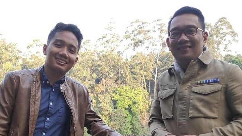Emmeril Khan Mumtadz (kiri) dan Ridwan Kamil (kanan) (Foto: Instagram @ataliapr/ @emmerilkahn)