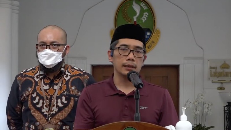 Keterangan Pers Virtual Kabar Emmeril Kahn Mumtadz (Tangkapan Layar Youtube/JabarProvTV)