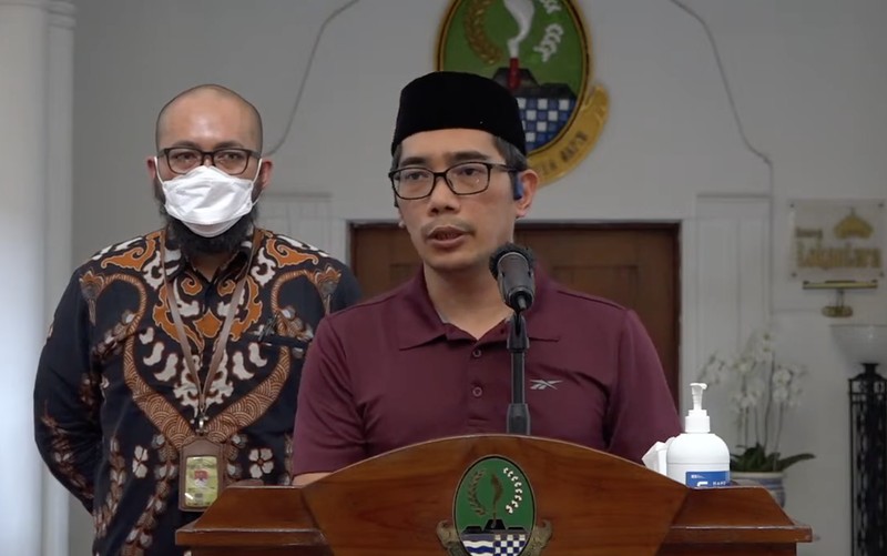 Keterangan Pers Virtual Kabar Emmeril Kahn Mumtadz (Tangkapan Layar Youtube/JabarProvTV) Keterangan Pers Virtual Kabar Emmeril Kahn Mumtadz (Tangkapan Layar Youtube/JabarProvTV)