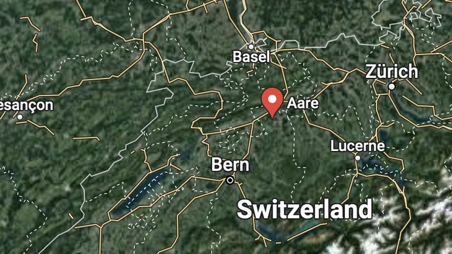Sungai Aare Swiss (Tangkapan Layar)