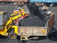 Mayday, Mayday! Harga Batu Bara Ambruk 12%, Ada Apa?
