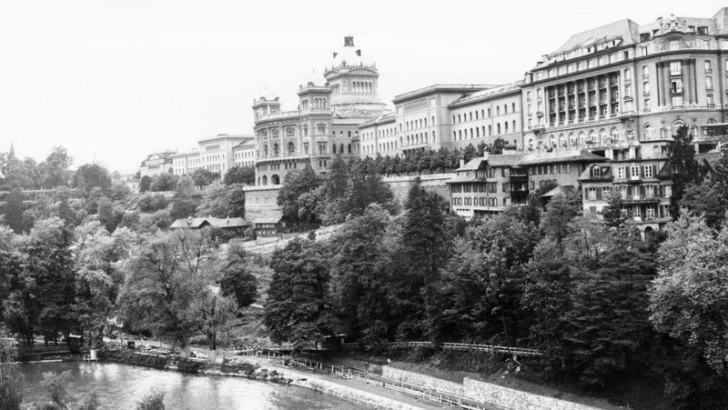 View over the river Aare with Kornhaus bridge, city view of Bern, Switzerland     (Photo by Brenner\ullstein bild via Getty Images)