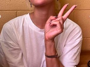 Respons Agnez Mo Jadi Sorotan Usai DPR Kritik Putusan Kasus Hak Cipta Ari Bias
