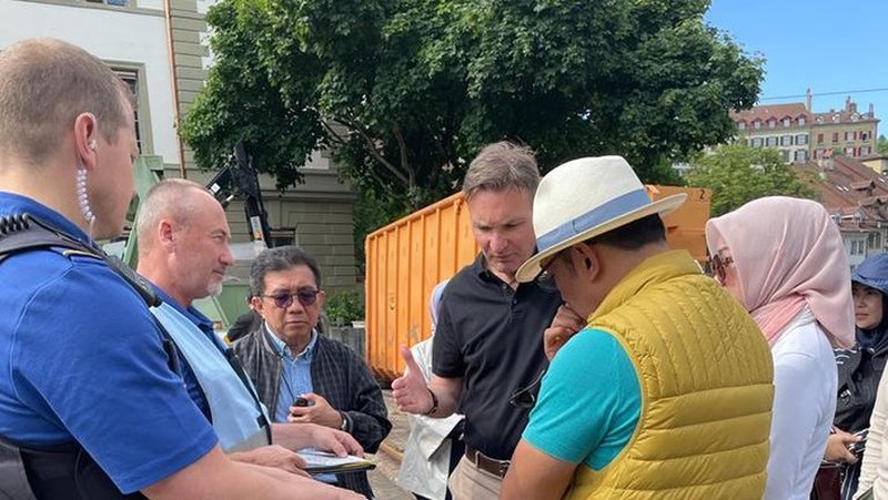 Perkembangan proses pencarian warga Indonesia yang hilang, Emmeril Kahn Mumtadz, di Bern, Swiss, (29/5/2022). (Tangkapan layar) Perkembangan proses pencarian warga Indonesia yang hilang, Emmeril Kahn Mumtadz, di Bern, Swiss, (29/5/2022). (Tangkapan layar)