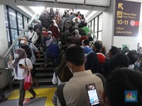 Ini Biang Kerok Stasiun Manggarai Ruwet, Kapan Bisa Sat Set?