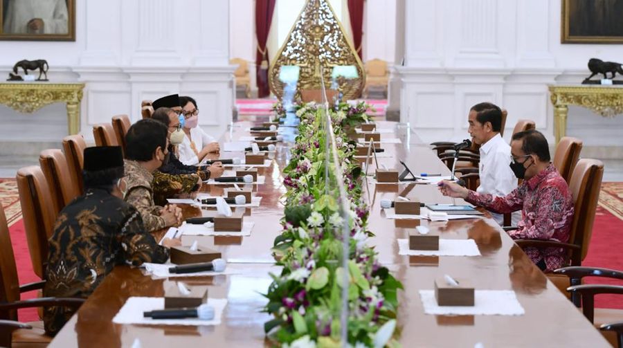 Presiden Joko Widodo menerima Aliansi Penyelenggara Pendidikan Indonesia di Istana Merdeka, Jakarta, pada Senin, 30 Mei 2022. (Dok: Biro Pers Sekretariat Presiden)