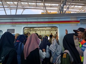 Saran bagi Anker Musiman Agar Tak Naik KRL di Jam Sibuk saat Liburan