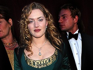 Kate Winslet Akui Mimpi Buruk Adegan Ciuman dengan Leonardo DiCaprio di Titanic