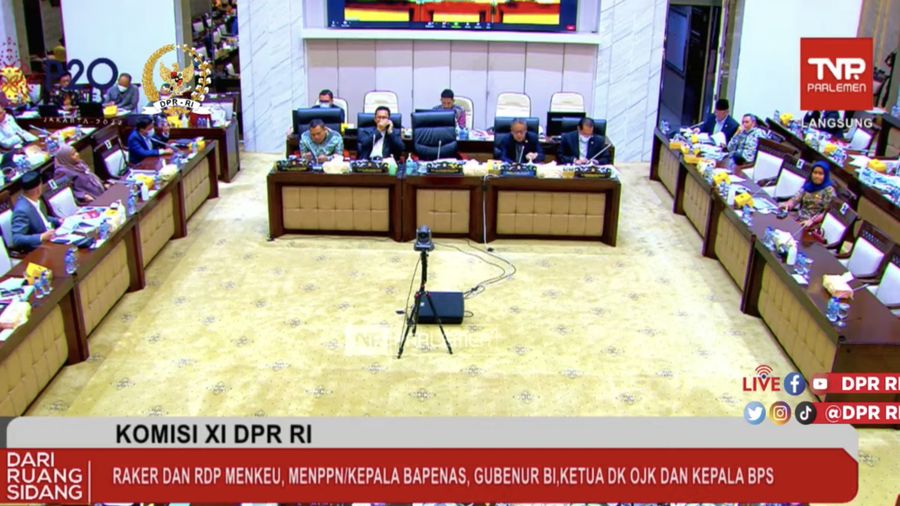 KOMISI XI DPR RI RAKER DENGAN MENTERI KEUANGAN, MENTERI PPN/BAPPENAS, GUBERNUR BI