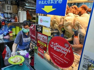 UNESCO Hawkers vs. Indonesian PKL: Two Sides of Southeast Asias Street Food Soul