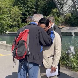AS Sampaikan Duka Cita ke Ridwan Kamil soal Eril di Swiss
