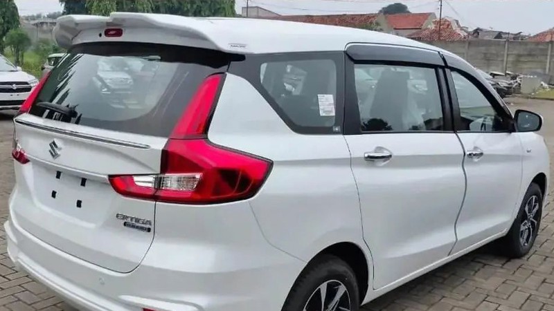 Suzuki Ertiga. (Tangkapan layar via Instagram @suzukipasuruan.id)