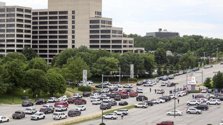 Emergency personnel respond to a shooting at the Natalie Medical Building Wednesday, June 1, 2022. in Tulsa, Okla. Multiple people were shot at a Tulsa medical building on a hospital campus Wednesday. (Ian Maule/Tulsa World via AP)