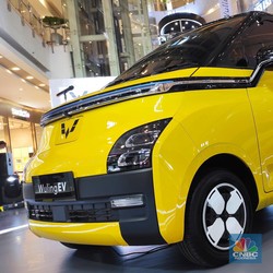 Canggih & Murah! Mobil Listrik Ini Siap 'Hajar' Avanza