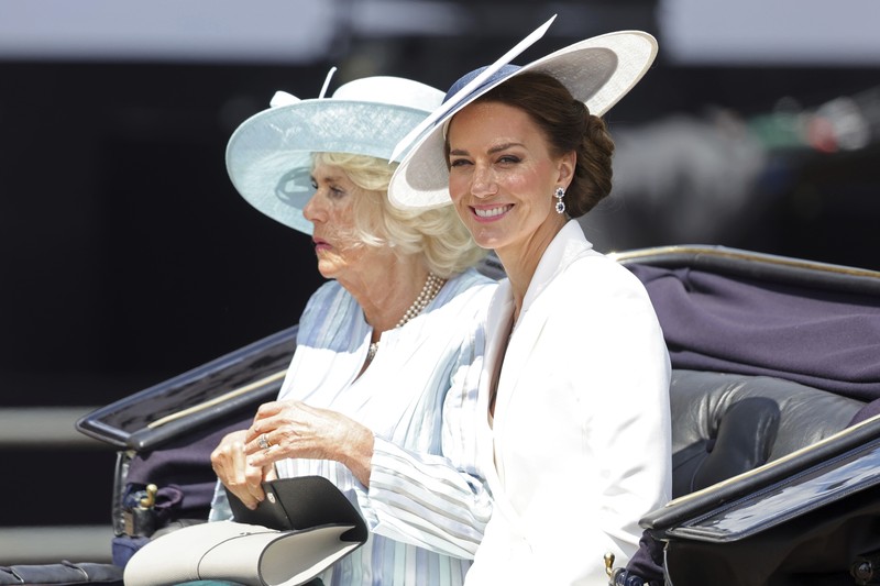 Britain Platinum Jubilee Photo Gallery Members of the public fill The Mall ahead of a flypast over Buckingham Palace, during the Trooping the Color in London, Thursday, June 2, 2022, on the first of four days of celebrations to mark the Platinum Jubilee. The events over a long holiday weekend in the U.K. are meant to celebrate the monarch's 70 years of service. (Paul Ellis/Pool Photo via AP)