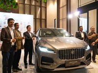 Jaguar Land Rover Pamerkan Line Up Mobil Listrik Terbarunya