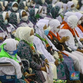 Jemaah Calon Haji Bersiap Tinggalkan Tanah Air ke Tanah Suci