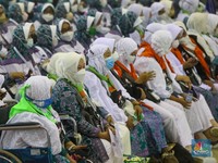 Jemaah Calon Haji Bersiap Tinggalkan Tanah Air ke Tanah Suci