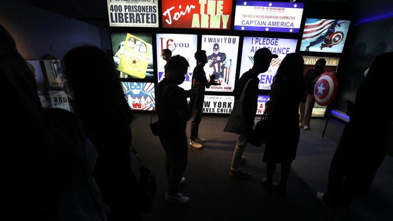 Kostum Superhero Marvel di Jakarta (CNBC Indonesia/Tri Susilo)