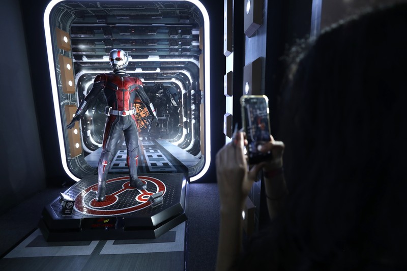 Kostum Superhero Marvel di Jakarta (CNBC Indonesia/Tri Susilo) Kostum Superhero Marvel di Jakarta (CNBC Indonesia/Tri Susilo)