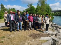 Ridwan Kamil Pimpin Salat Ghaib di Pinggir Sungai Aare