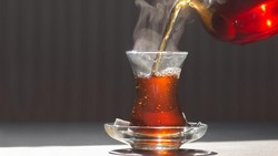 Perut Begah dan Kembung? 5 Teh Ini Bisa Bantu Pulihkan Pencernaan