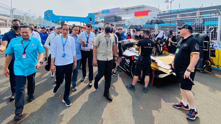 Presiden Joko Widodo tiba di Sirkuit Formula E Ancol sekitar pukul 14.15 WIB, Sabtu, 4 Juni 2022. (Dok: Biro Pers Sekretariat Presiden)