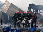 Kondisi Depot Kontainer Terbakar di Bangladesh, Puluhan Tewas