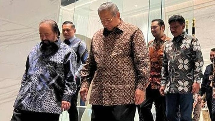 Ketua Umum Partai NasDem Surya Paloh bertemu pimpinan teras Partai Demokrat Susilo Bambang Yudhoyono (SBY) dan Agus Harimurti Yudhoyono (AHY). Ist