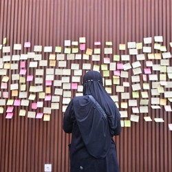Di Kertas Kecil, Warga Bandung Panjatkan Doa untuk Eril