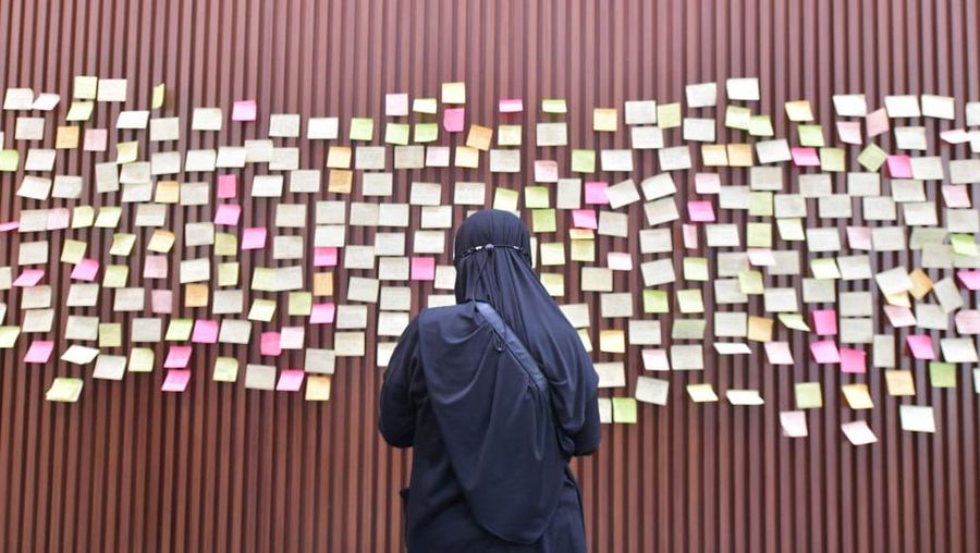 Tulisan kertas kecil, doa untuk Eril terus mengalir di Jawa Barat. (Dok: Humas Jabar)