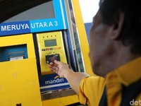 Uji Bayar Tol Cuma Pake HP di 6 Tol, 'Kiamat' Kartu Dimulai?