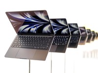 Bukan iPhone, Apple Malah Siapkan MacBook Layar Lipat