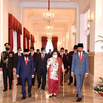 Momen Jokowi Lantik Megawati Jadi Ketua Dewan Pengarah BPIP