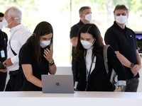 Bye Impor, India Paksa Apple-Asus Cs Buat Pabrik Laptop Lokal